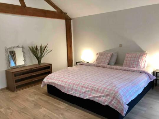 Les Ecuries De Lesse Apartment Libin Bagian luar foto
